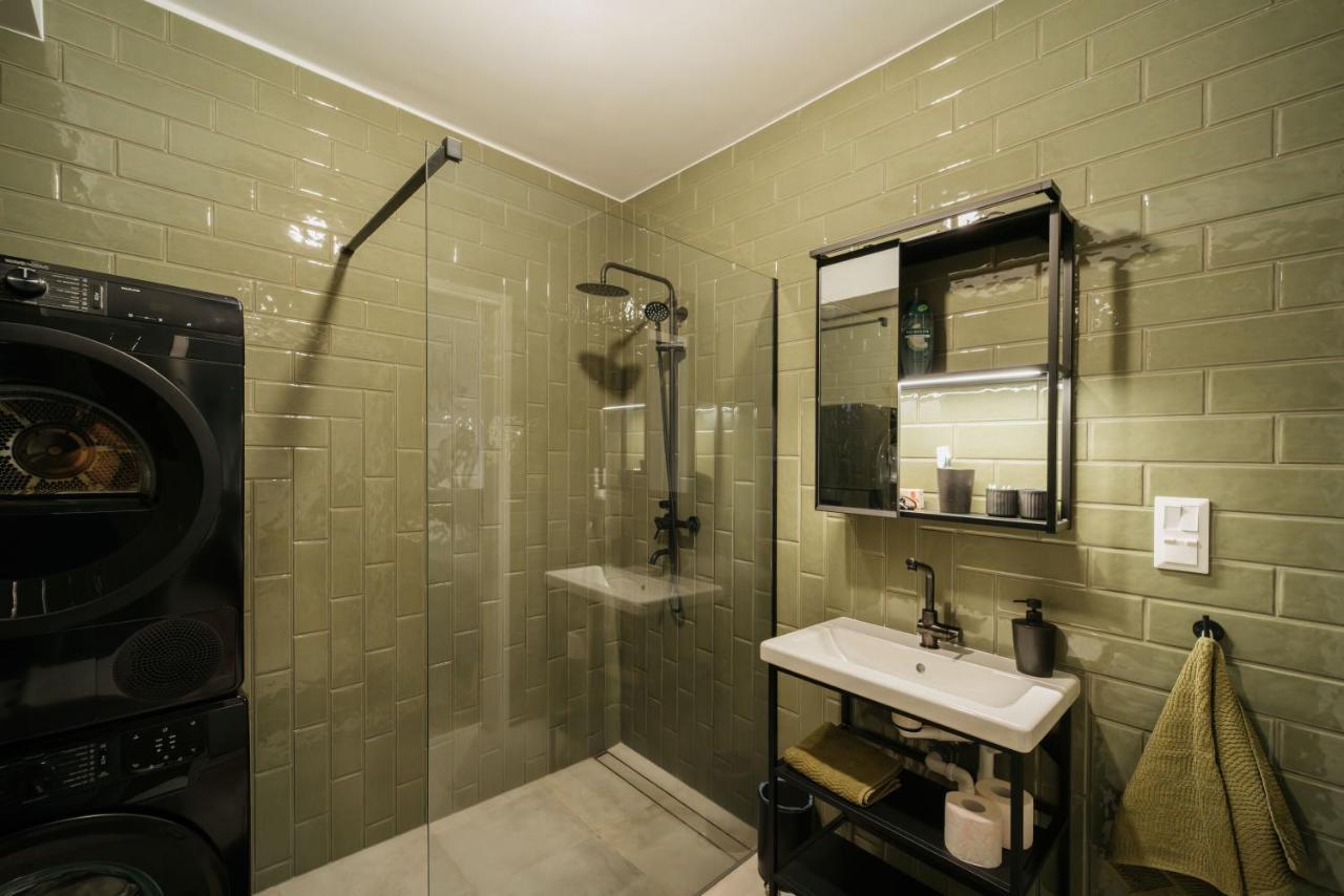 Monkey Suite Budapest Esterno foto